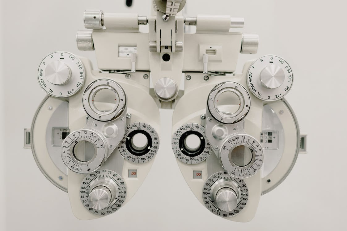 professional equipment for checking eyesight